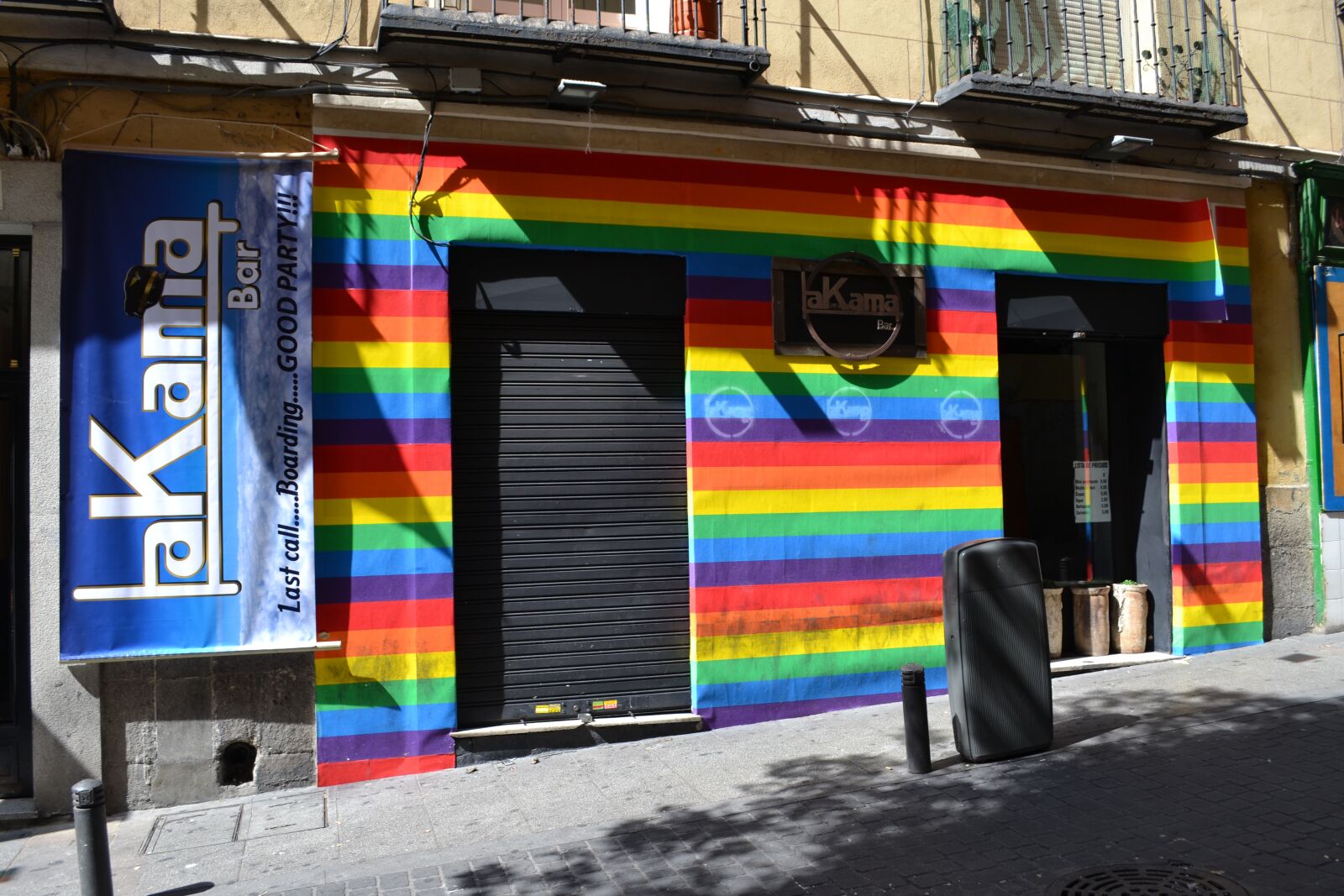 Nikon D3100 sample photo. Orgullo, arco iris, gay photography