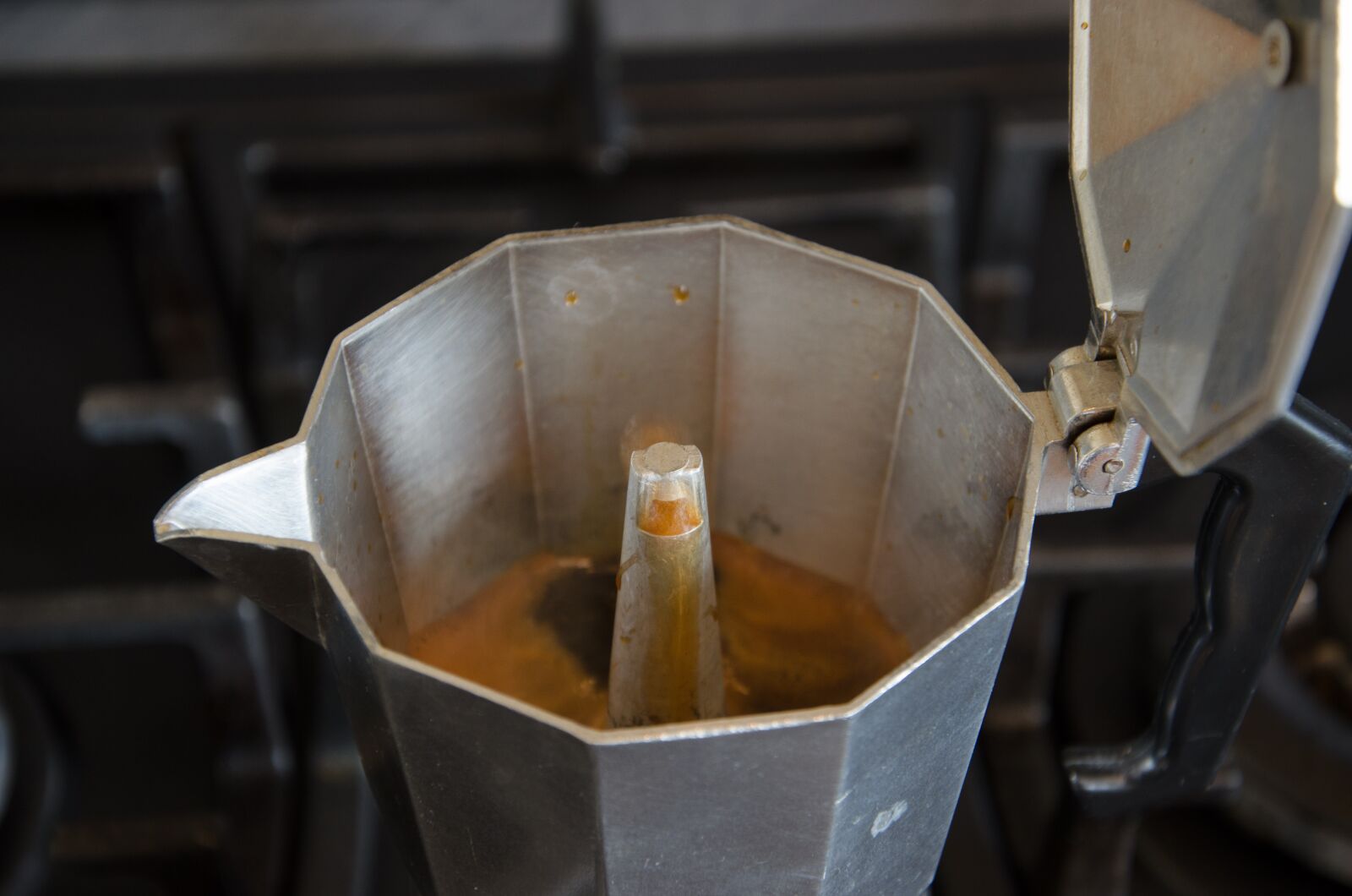 Nikon D5100 sample photo. Coffee, coffee pot, mokakanne photography