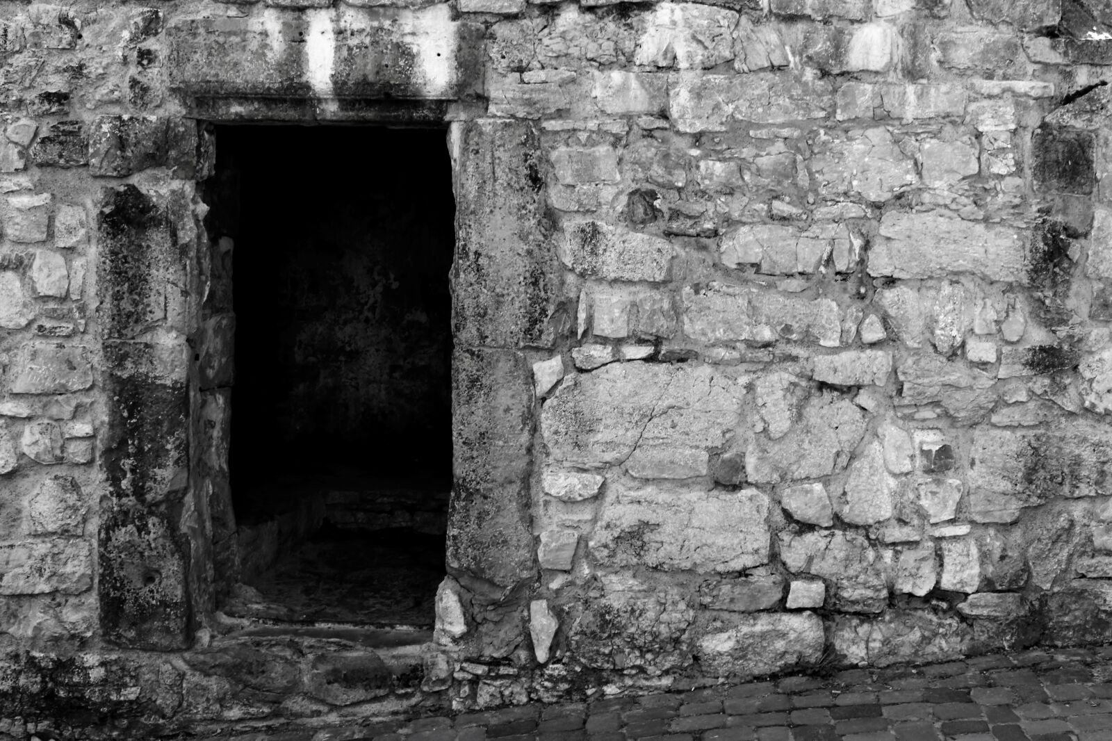 Canon EOS 750D (EOS Rebel T6i / EOS Kiss X8i) sample photo. Stone, old, wall photography