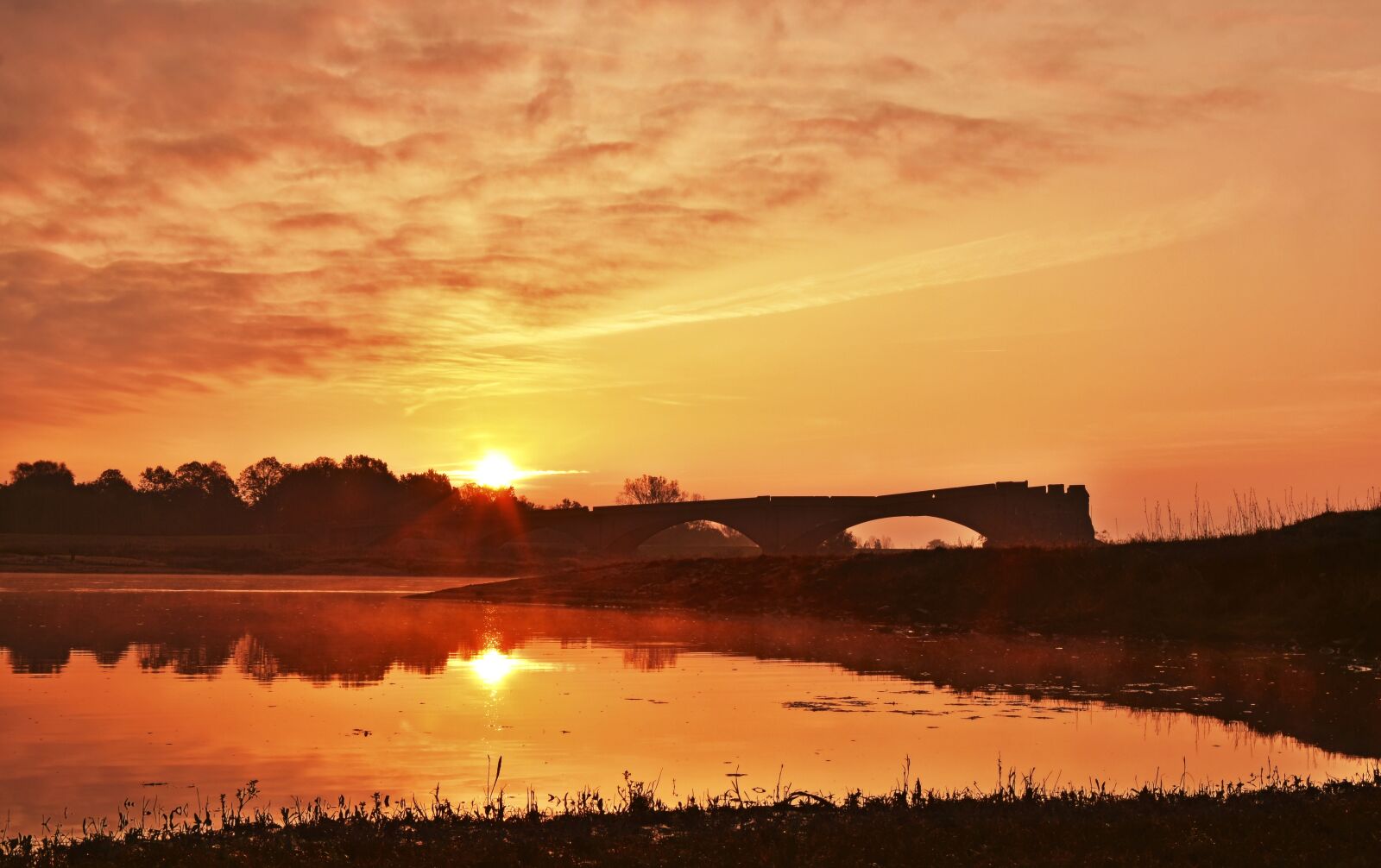 Nikon D5600 sample photo. Sunrise, dawn, morgenstimmung photography