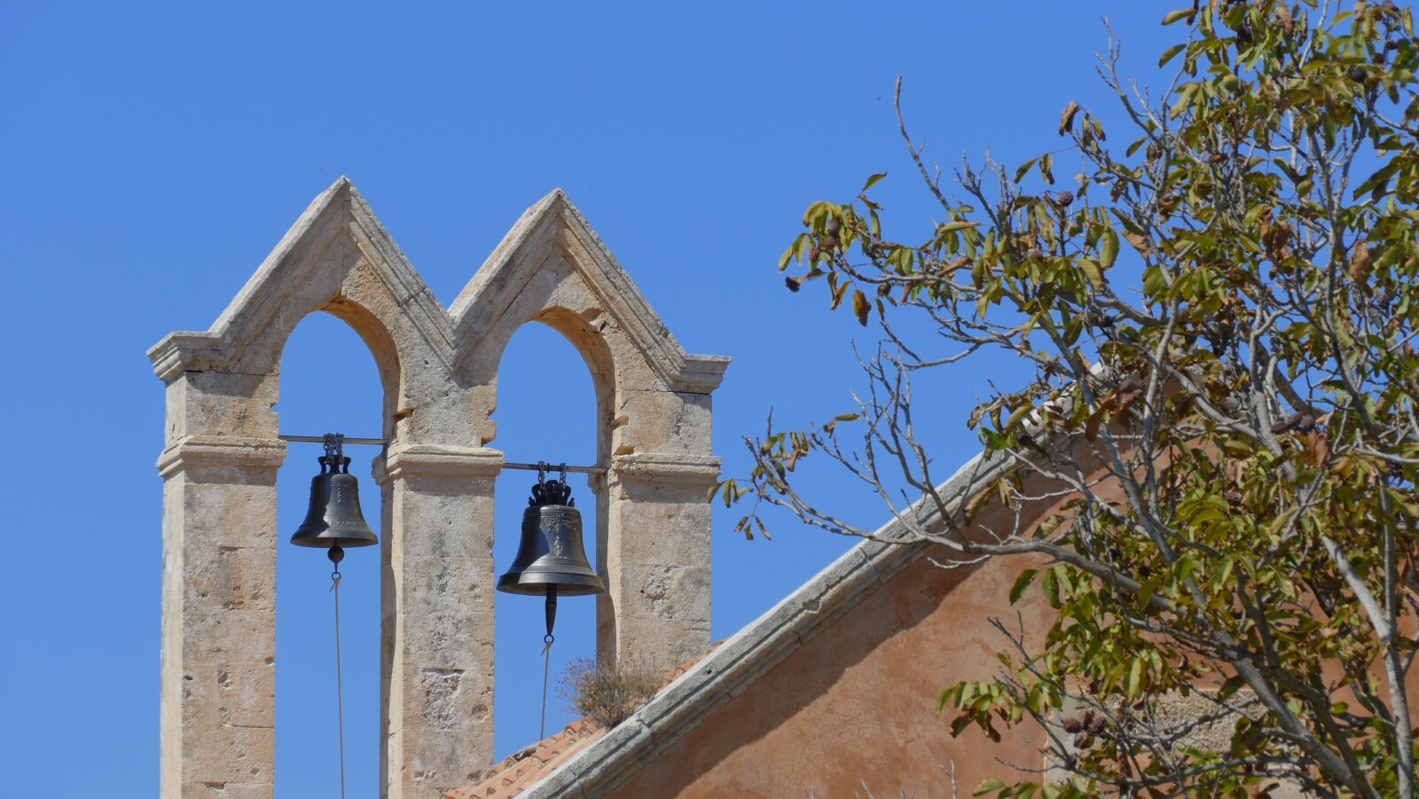 Panasonic Lumix DMC-FZ1000 sample photo. Monastery, saint georges, crete photography