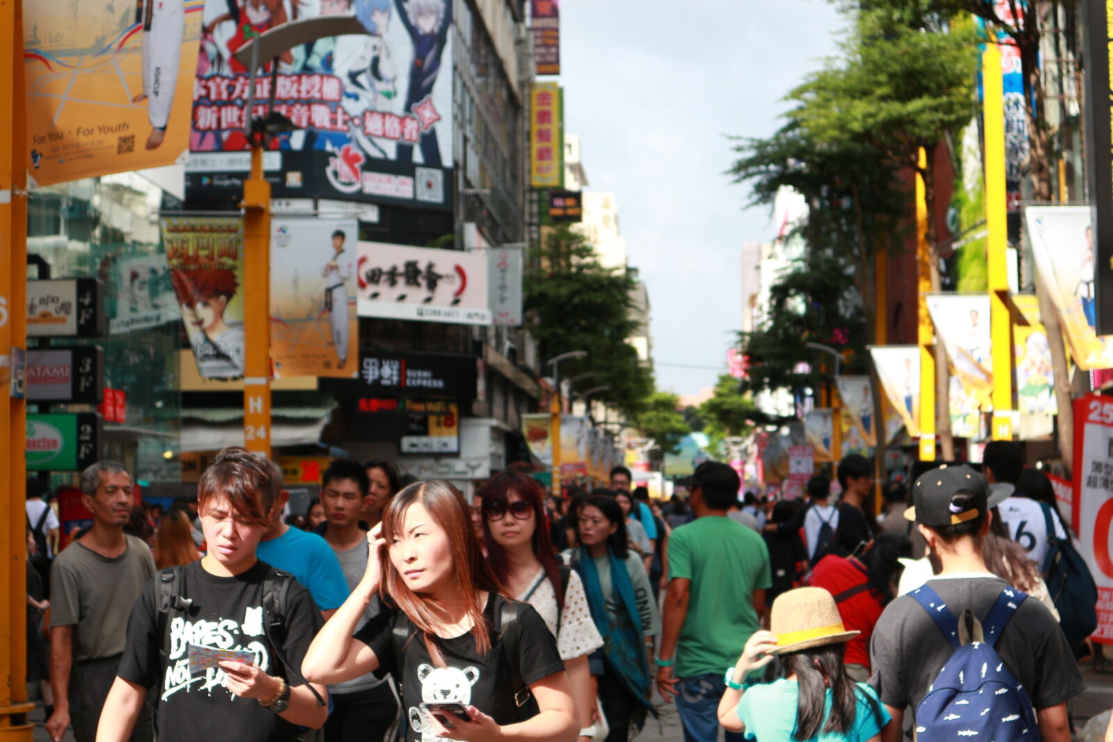 Canon EOS M sample photo