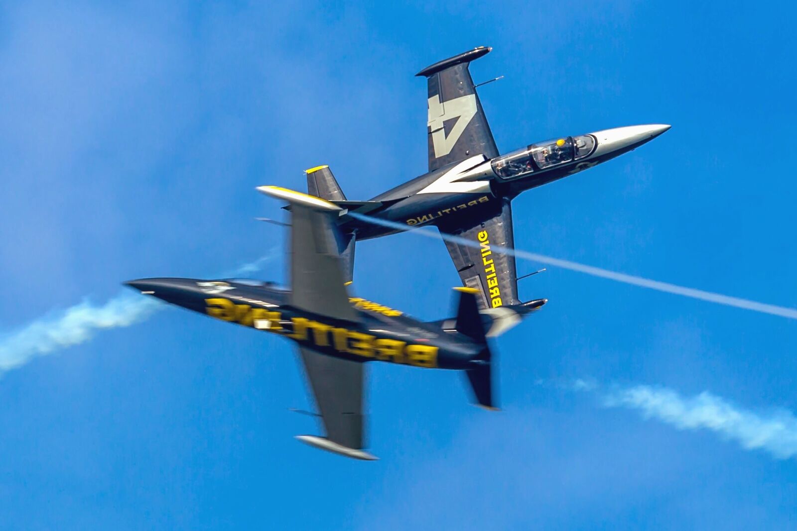 Canon EOS 5D Mark III sample photo. Aeroplane, jet, flight, sky photography