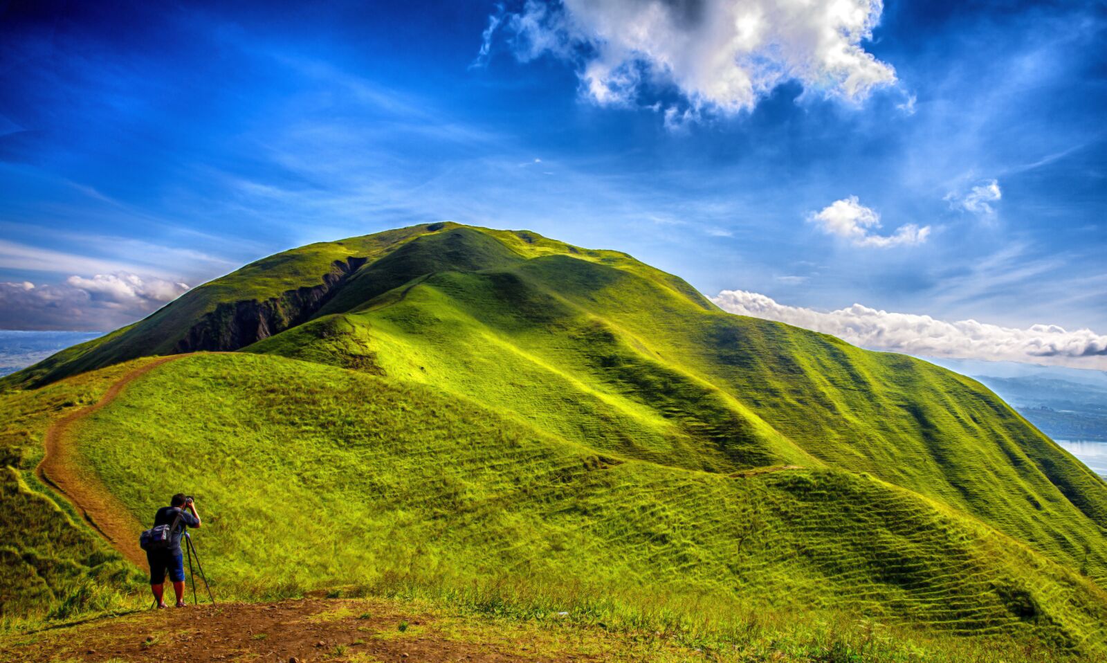 Canon EF 24-70mm F2.8L II USM sample photo. Mountain, sky, cloud photography