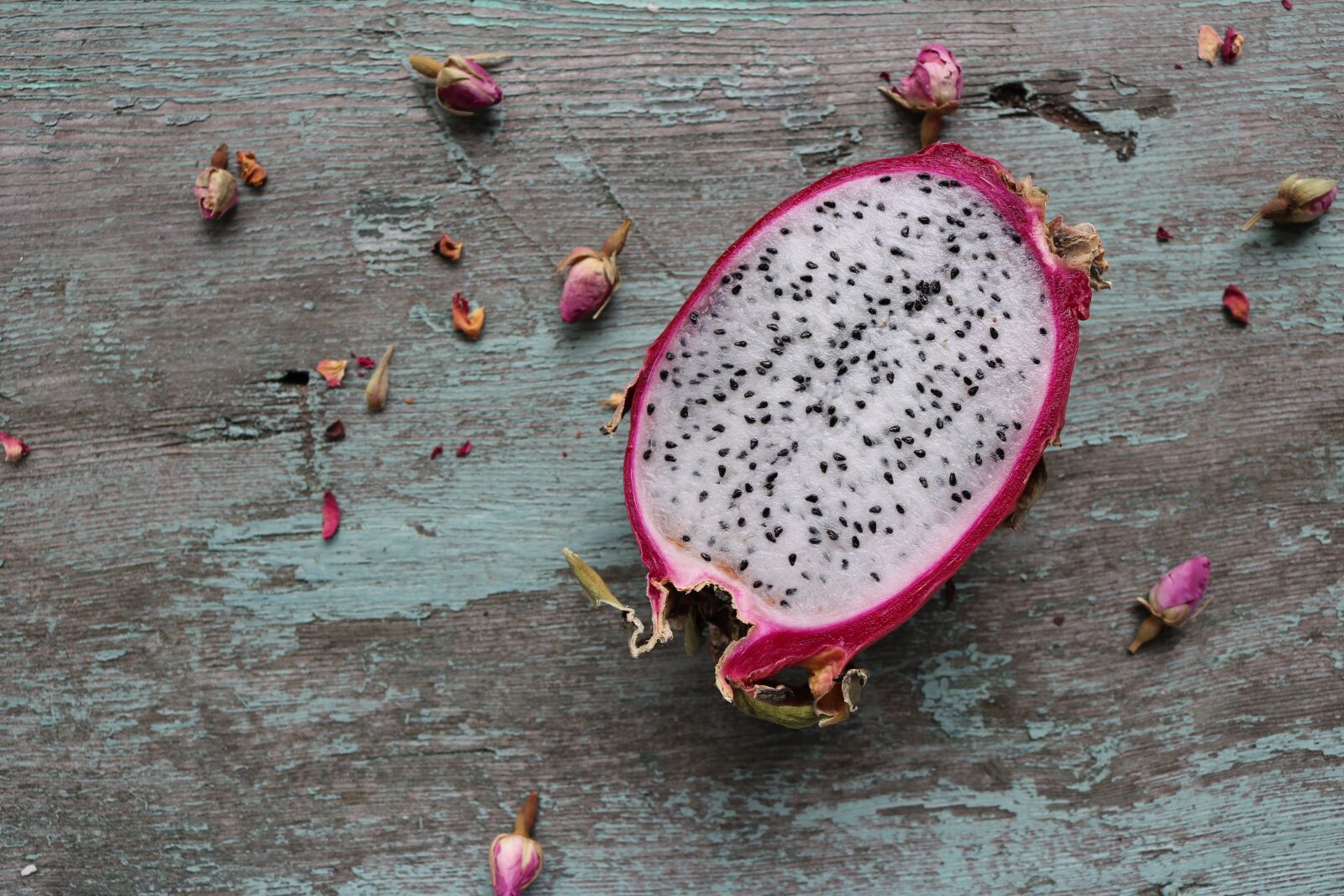 Canon EOS 750D (EOS Rebel T6i / EOS Kiss X8i) sample photo. Dragon fruit, pitaya, dragonfruit photography