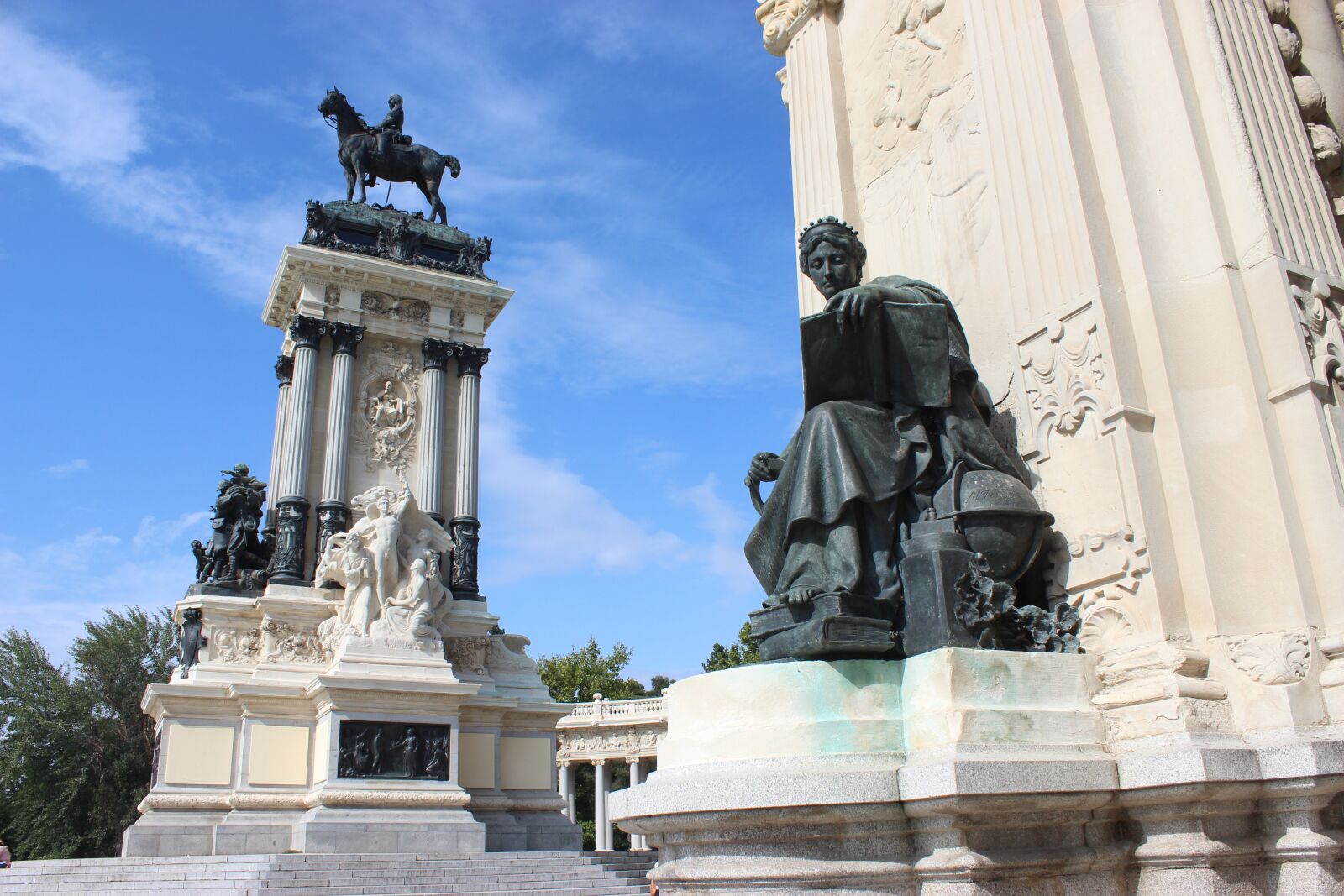 Canon EOS 600D (Rebel EOS T3i / EOS Kiss X5) sample photo. Madrid, spain, park photography