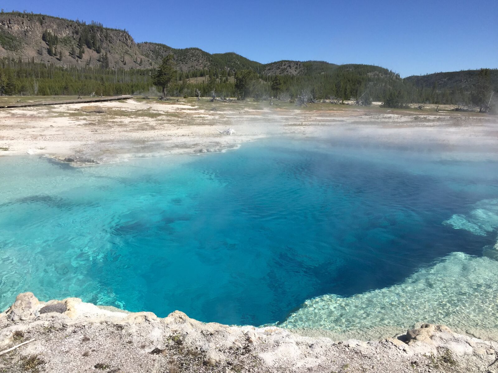 Apple iPhone 6 sample photo. Yellowstone national park, sapphire photography