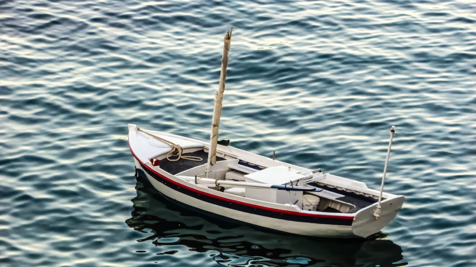Canon PowerShot SX400 IS sample photo. Boat, sea, afternoon photography