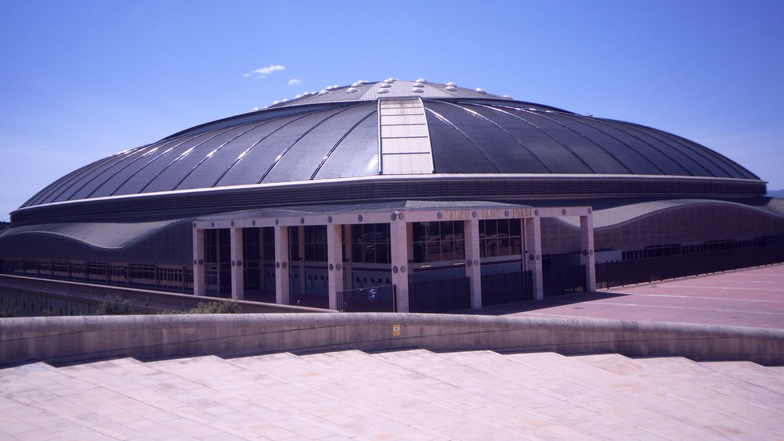 Samsung PL80/VLUU PL80/ SL630/ PL81 sample photo. Barcelona, olympia, sports hall photography