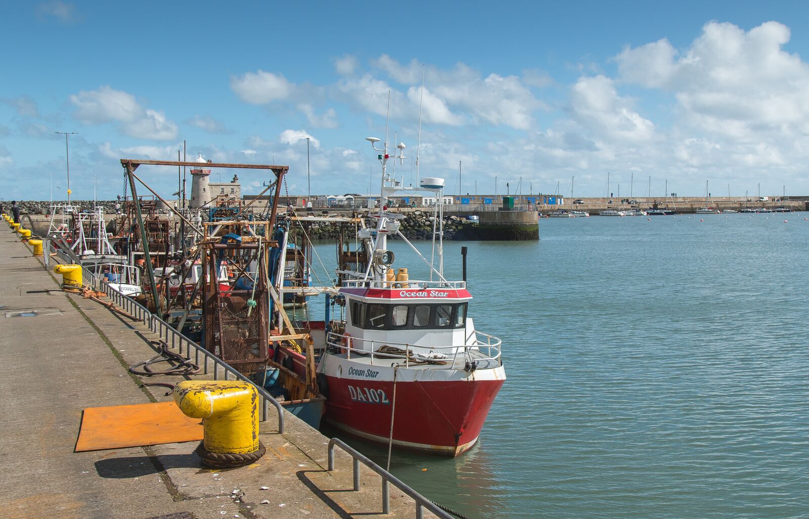 Canon EF 24-105mm F4L IS USM sample photo. Harbour, boat, port photography