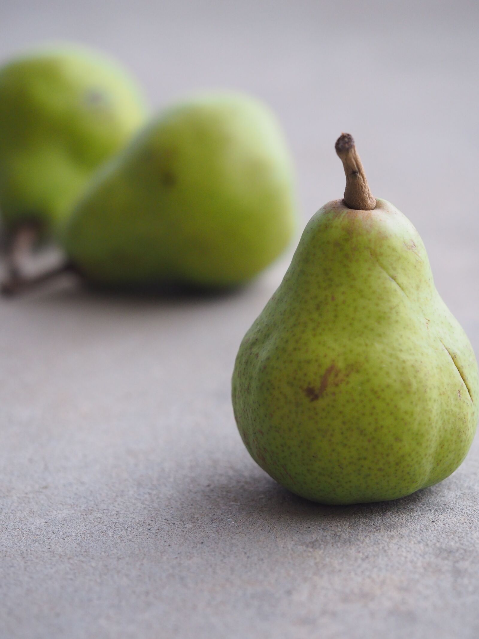Olympus M.Zuiko Digital ED 60mm F2.8 Macro sample photo. Fruit, grow, pear photography