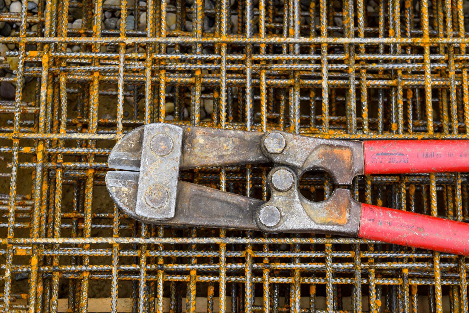 Nikon D5300 sample photo. Iron tongs, pliers, iron photography