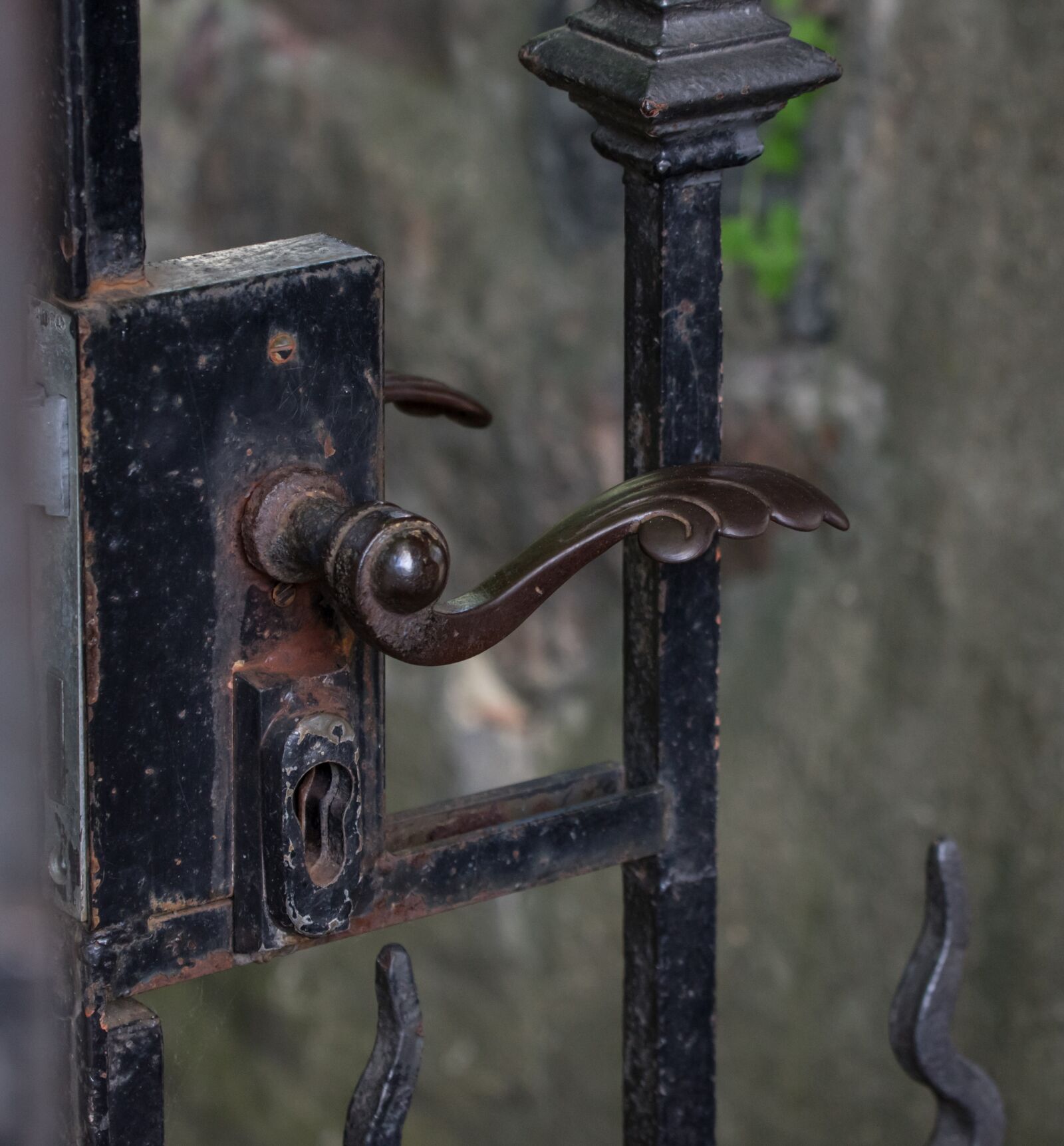 Pentax K-3 sample photo. Close, door, door handle photography