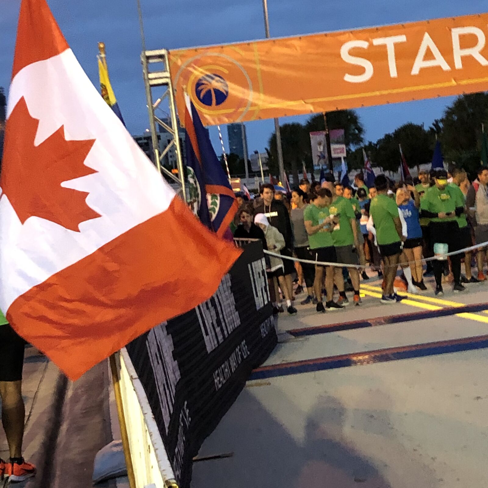 iPhone 8 back camera 3.99mm f/1.8 sample photo. Race, starting line, 5k photography
