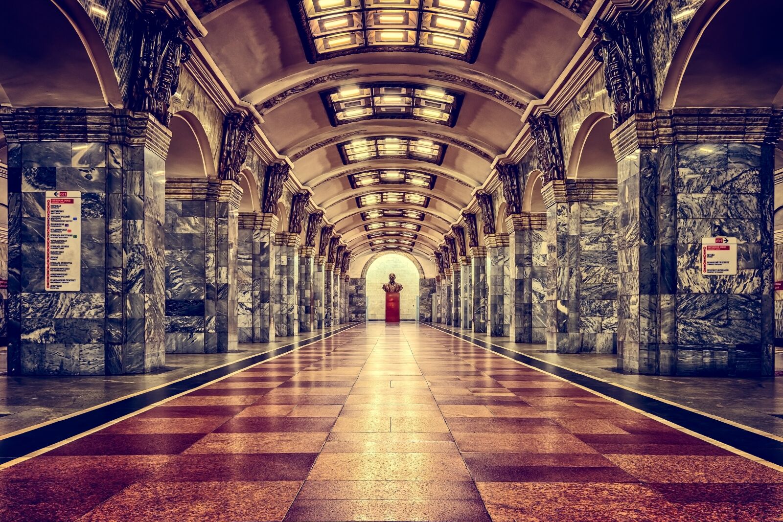Nikon D3300 sample photo. Railway station, metro, st photography