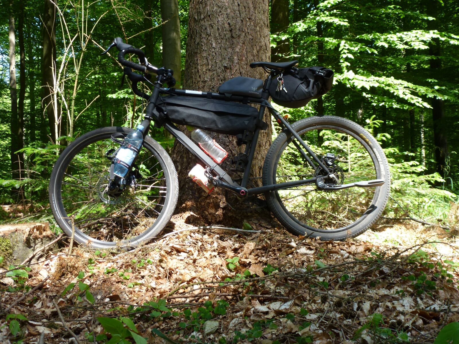 Leica V-Lux 30 / Panasonic Lumix DMC-TZ22 sample photo. Bikepacking, gravel, fahrrad photography