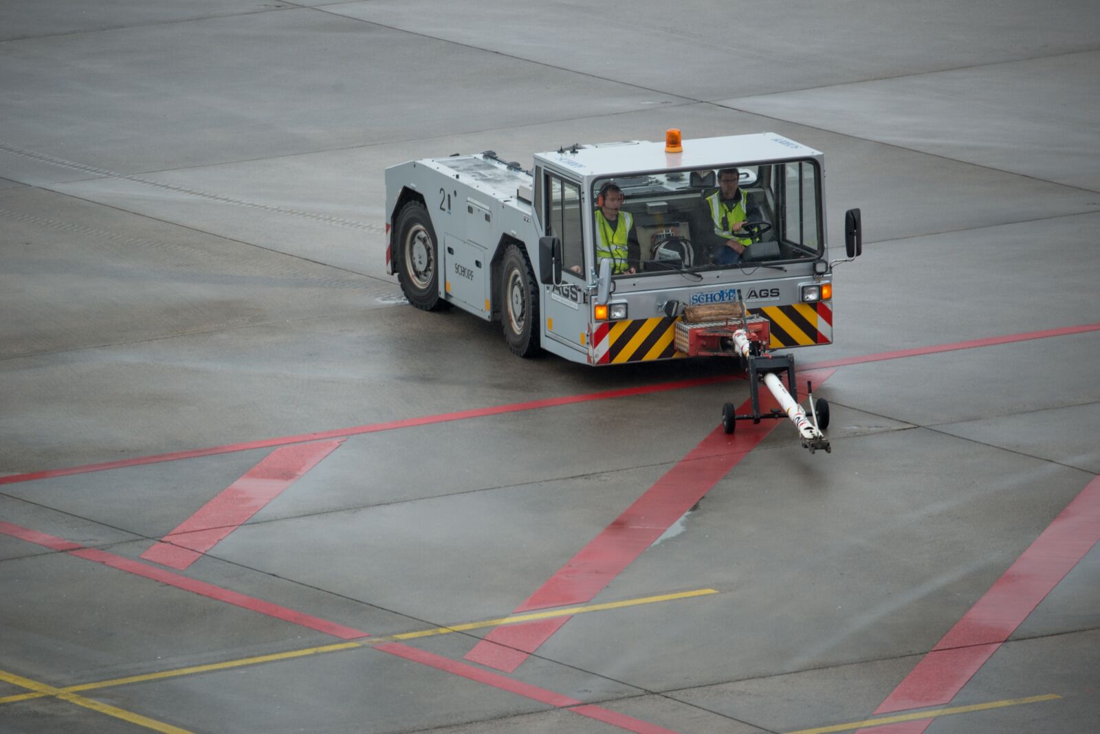 Nikon D800 sample photo. Airplane tug, airport, prior photography