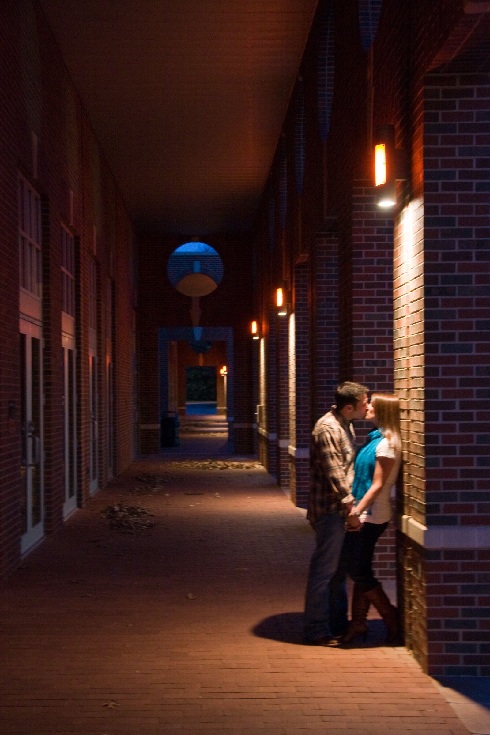 Canon EOS 40D sample photo. Lovers, kiss, love photography