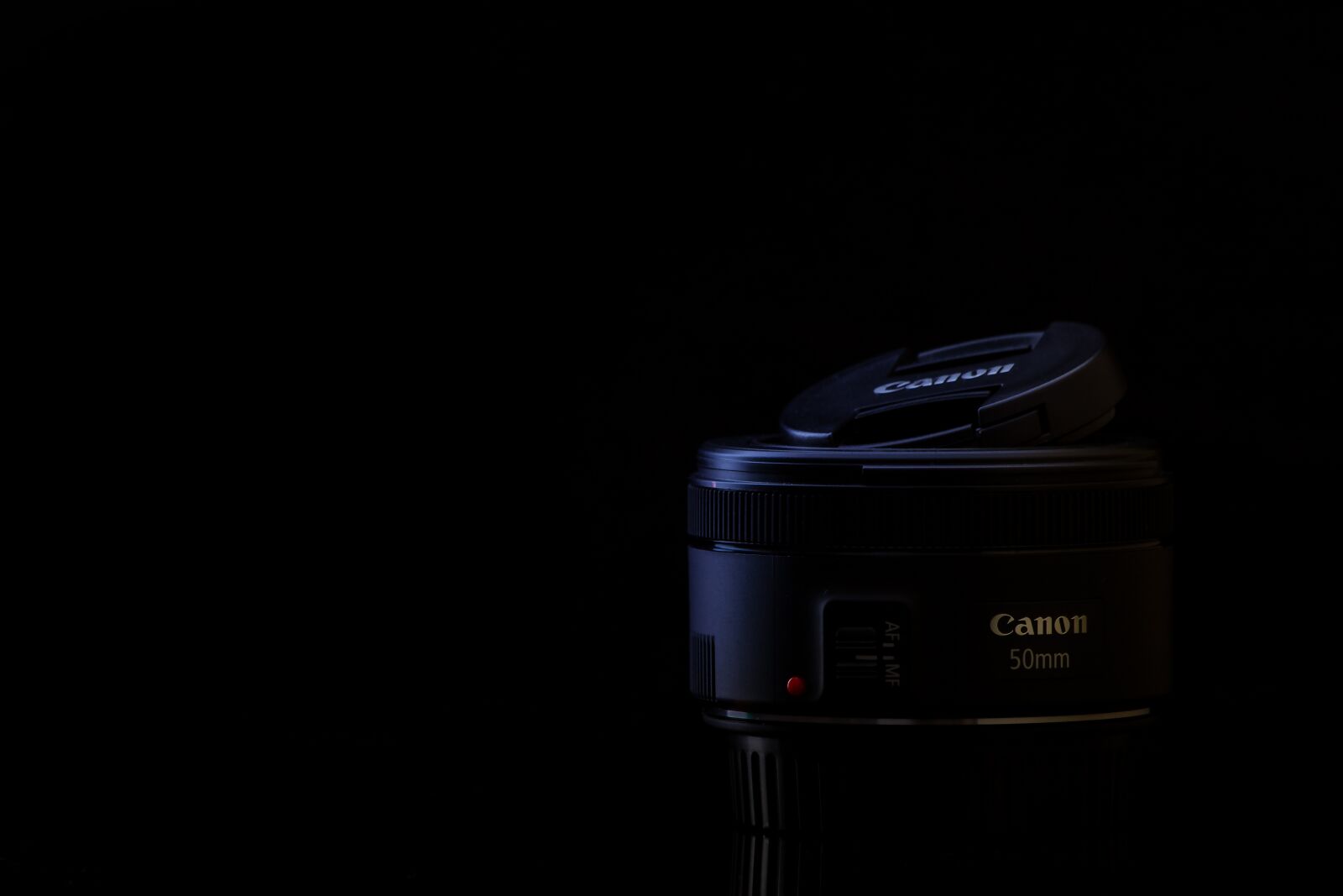 Canon EOS 7D sample photo. Lens, normal, black photography