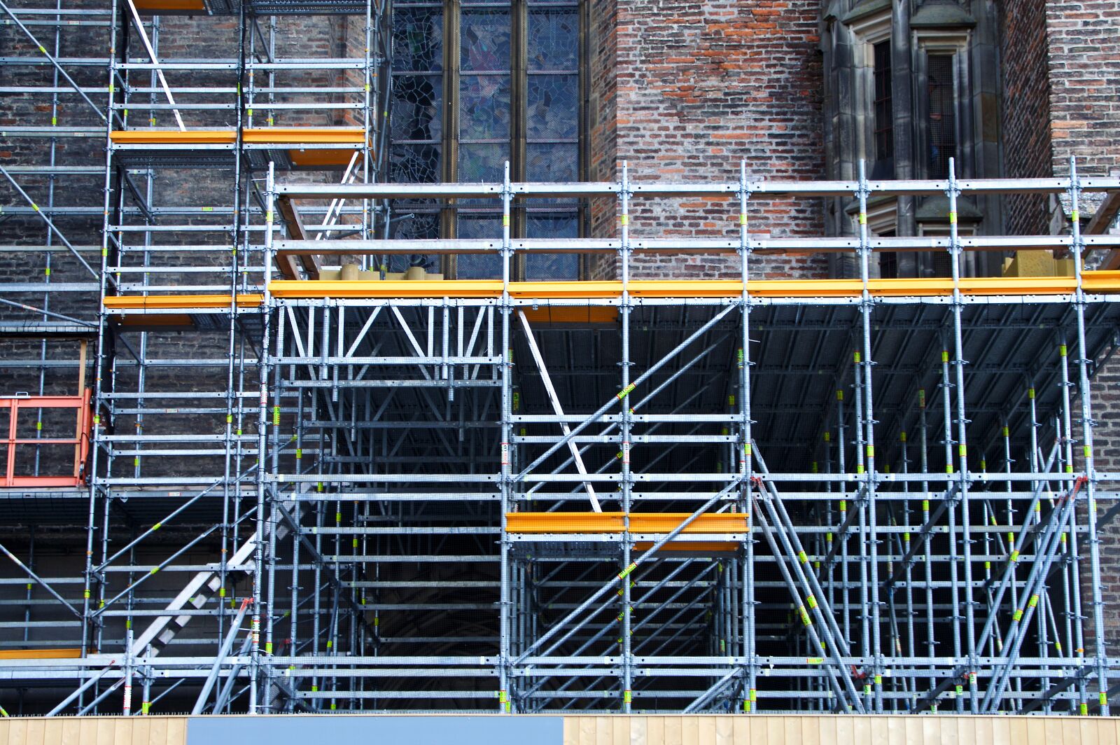 Nikon D3200 sample photo. Scaffold, panel, barrier photography
