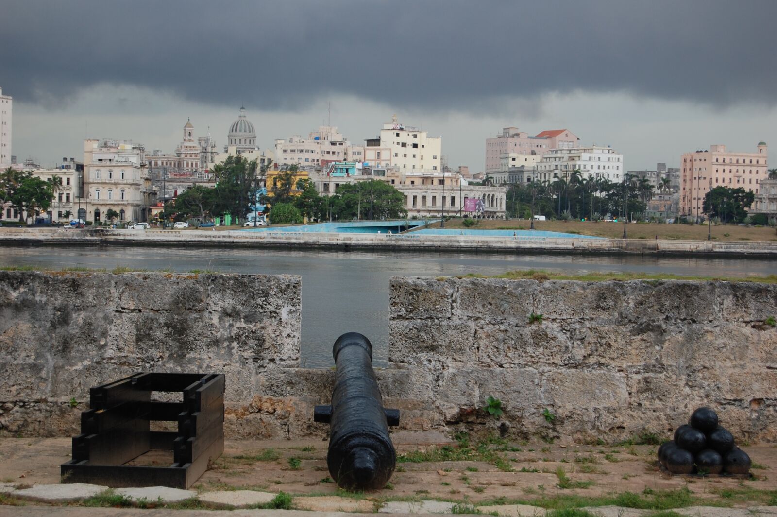 Nikon D40 sample photo. El moro, cuba, havana photography