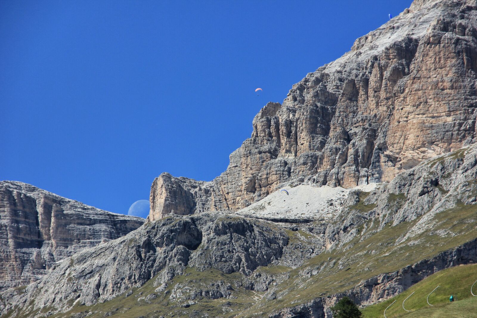 Canon EOS 550D (EOS Rebel T2i / EOS Kiss X4) sample photo. Nature, mountain, sky photography
