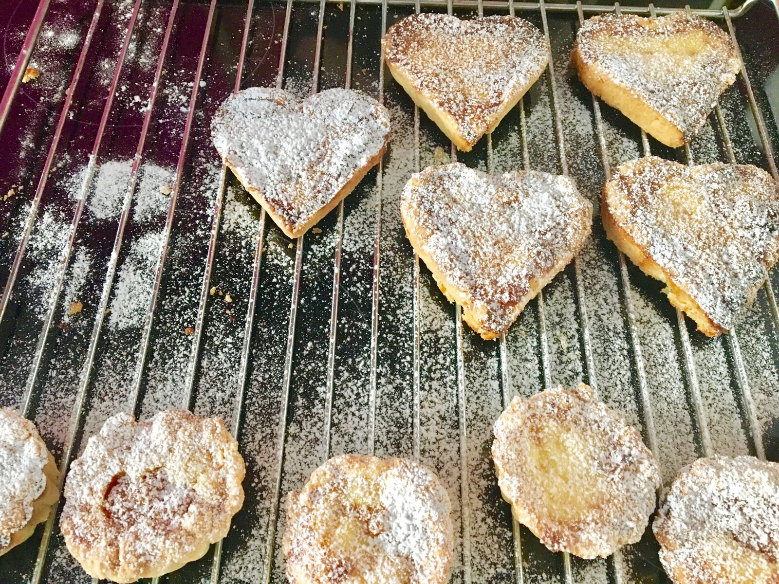 Apple iPhone 6s sample photo. Bake, heart, biscuit photography