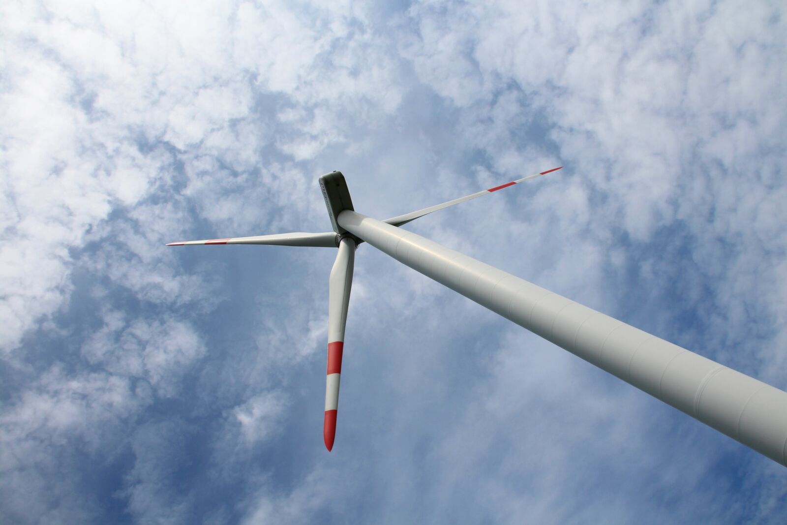 Canon EOS 650D (EOS Rebel T4i / EOS Kiss X6i) sample photo. Pinwheel, wind power, energy photography
