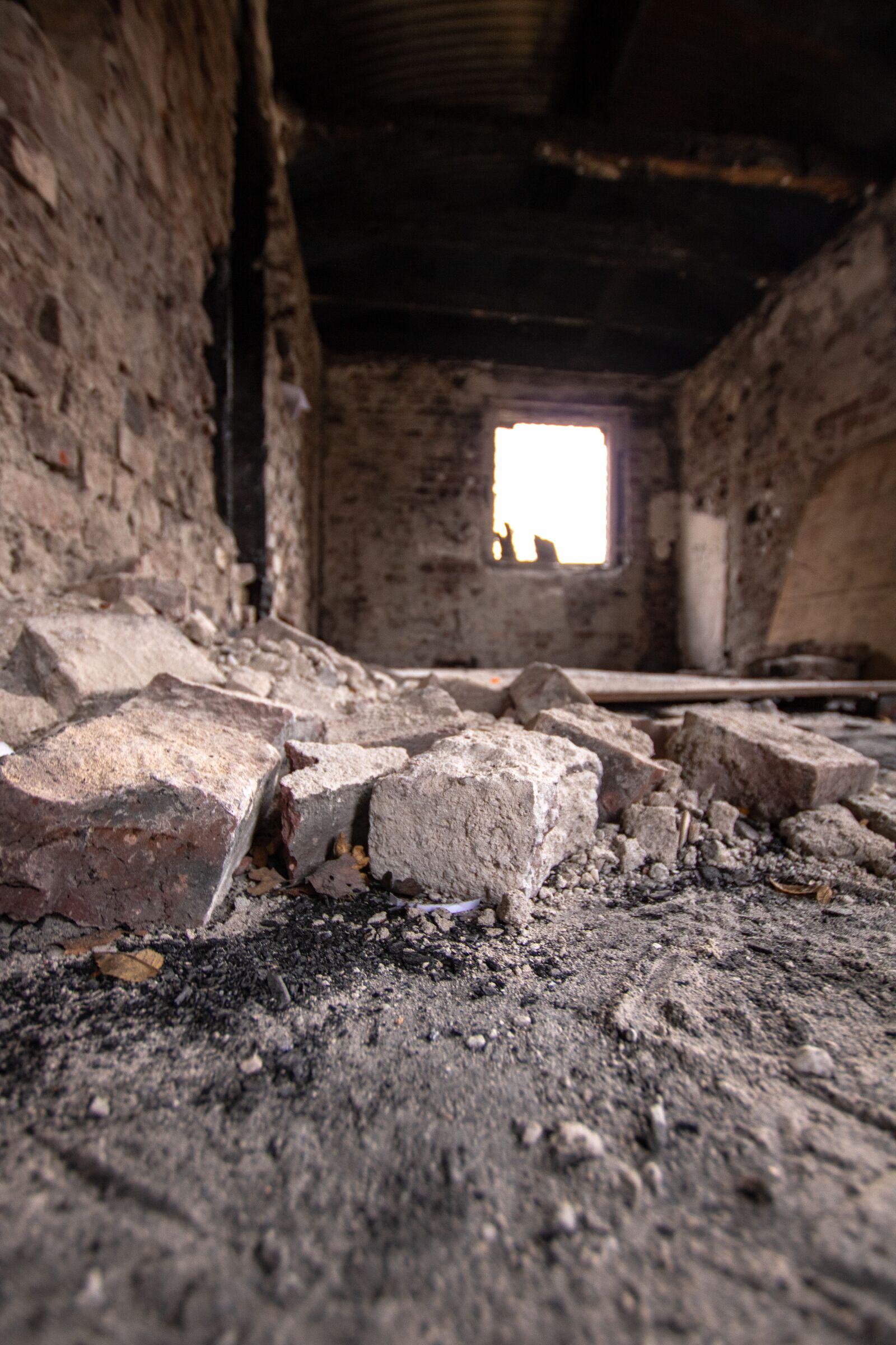 Canon EOS 750D (EOS Rebel T6i / EOS Kiss X8i) sample photo. Lost place, house, abandoned photography