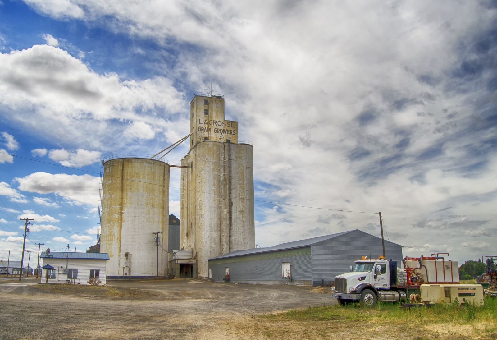 Nikon D5100 sample photo. Agriculture, usa, grain elevator photography