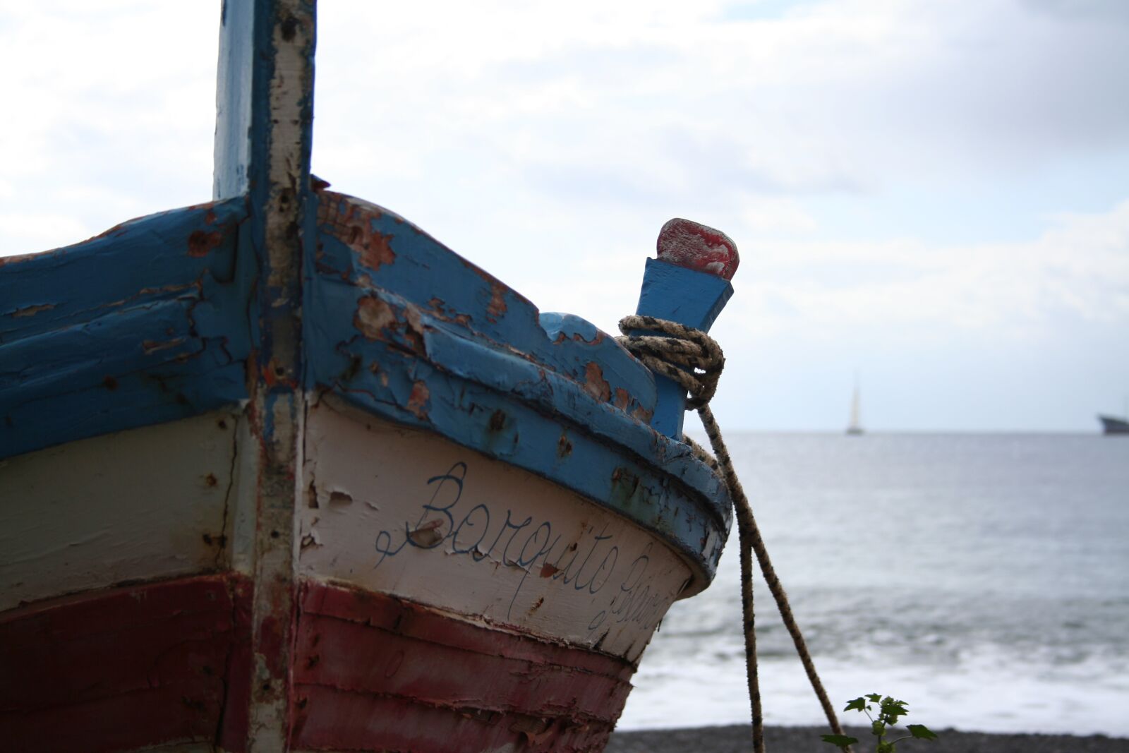 Canon EOS 350D (EOS Digital Rebel XT / EOS Kiss Digital N) sample photo. Boat, sea, boats photography
