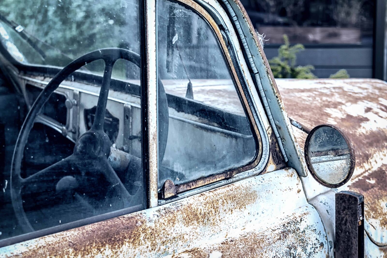 Nikon D3300 sample photo. Old, vehicle, car, outdoor photography