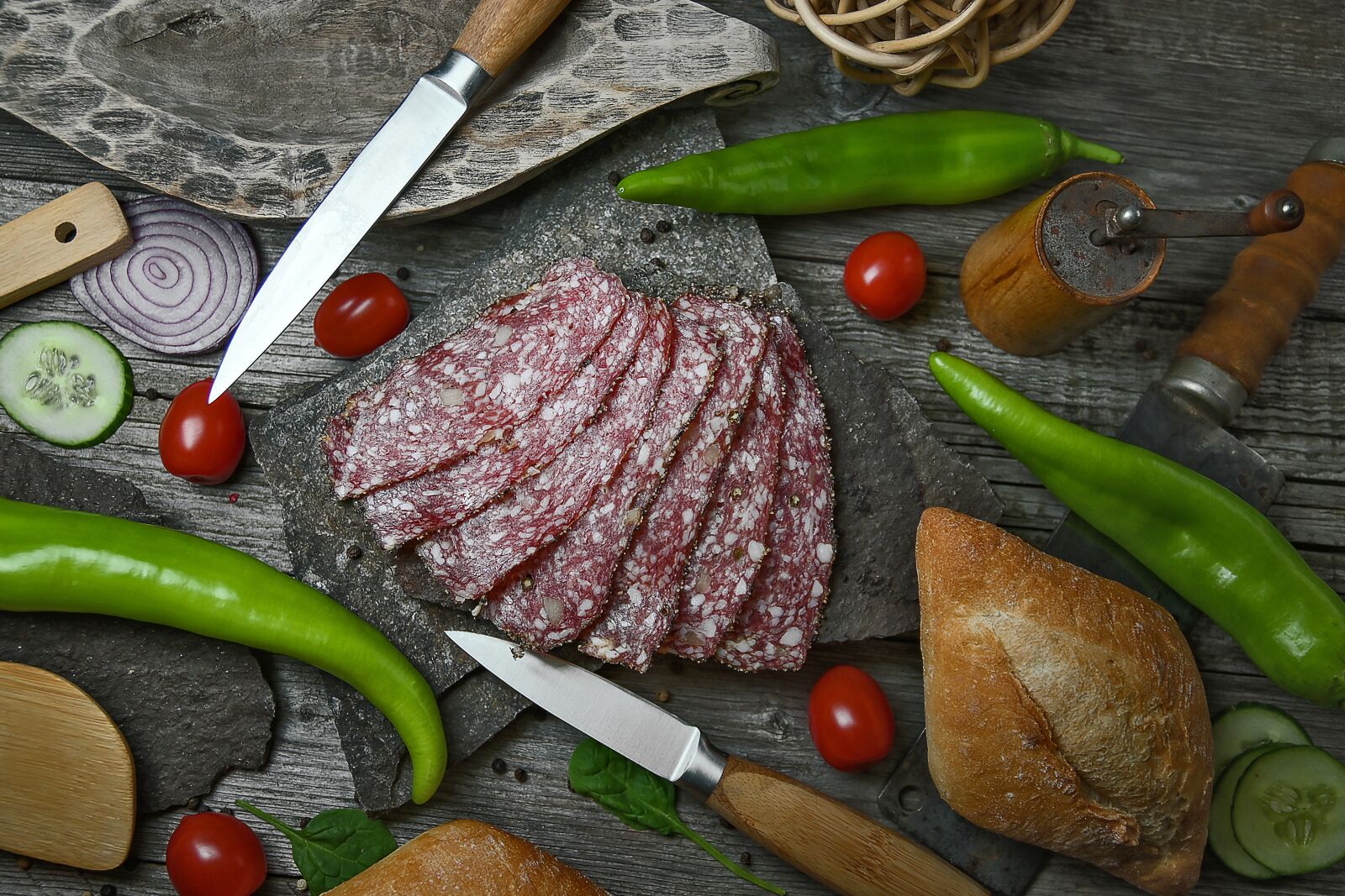 Nikon Z 50 sample photo. Salami, meat, tomatoes photography