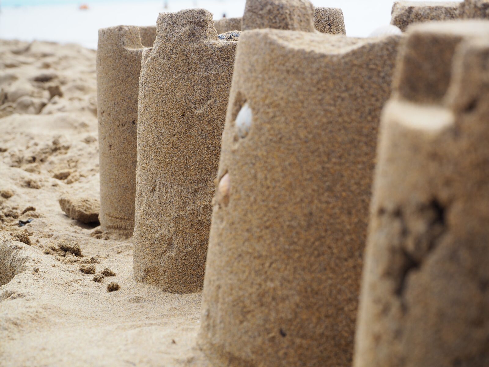 Olympus OM-D E-M10 sample photo. Sand, sandburg, build photography