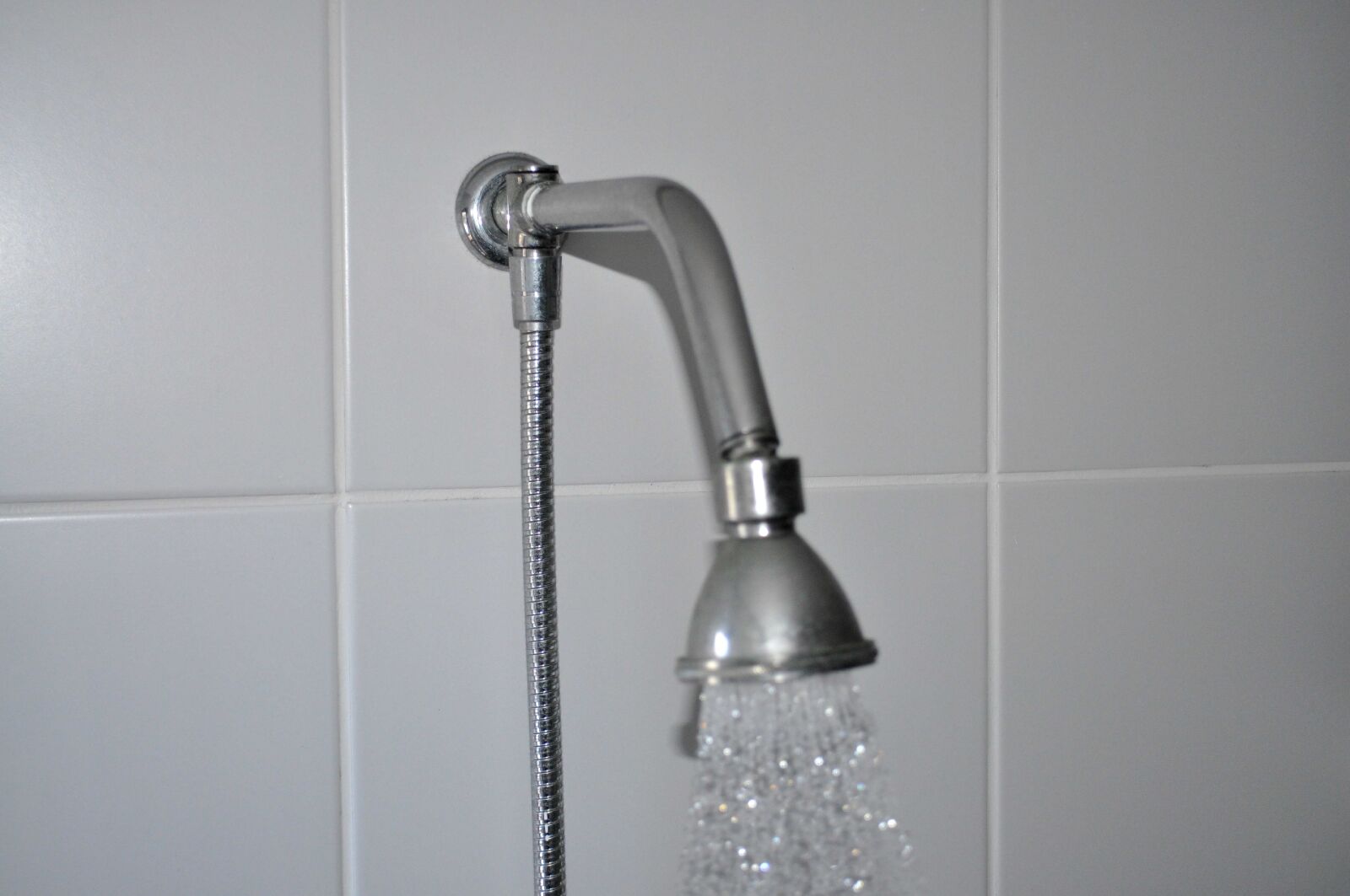 Nikon D5000 sample photo. Bathroom, shower photography
