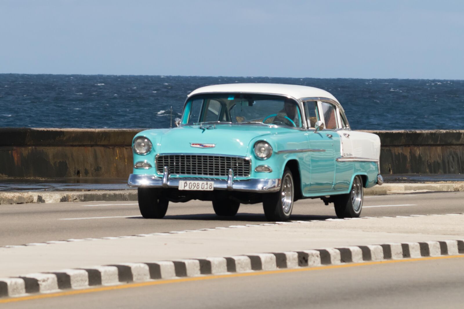 Canon EOS 7D Mark II sample photo. Cuba, habana, malecón photography