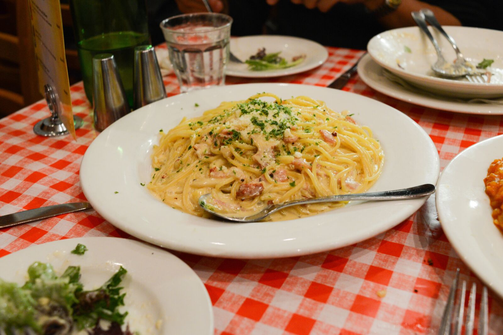 Nikon D600 sample photo. Business lunch, corporate, cheesy photography