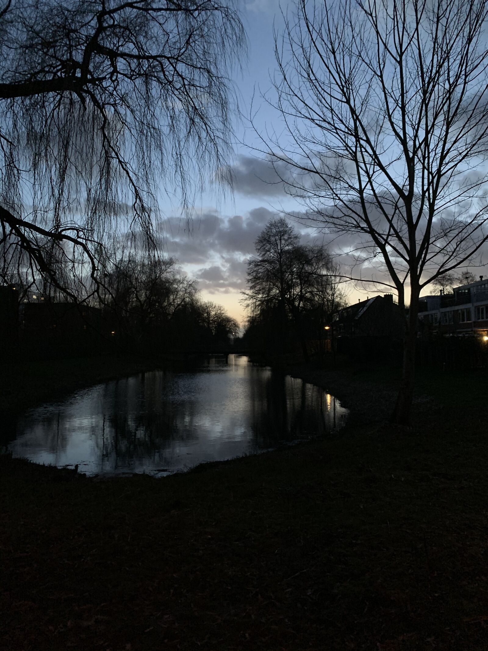 Apple iPhone XS sample photo. Dark, sunset, twilight photography