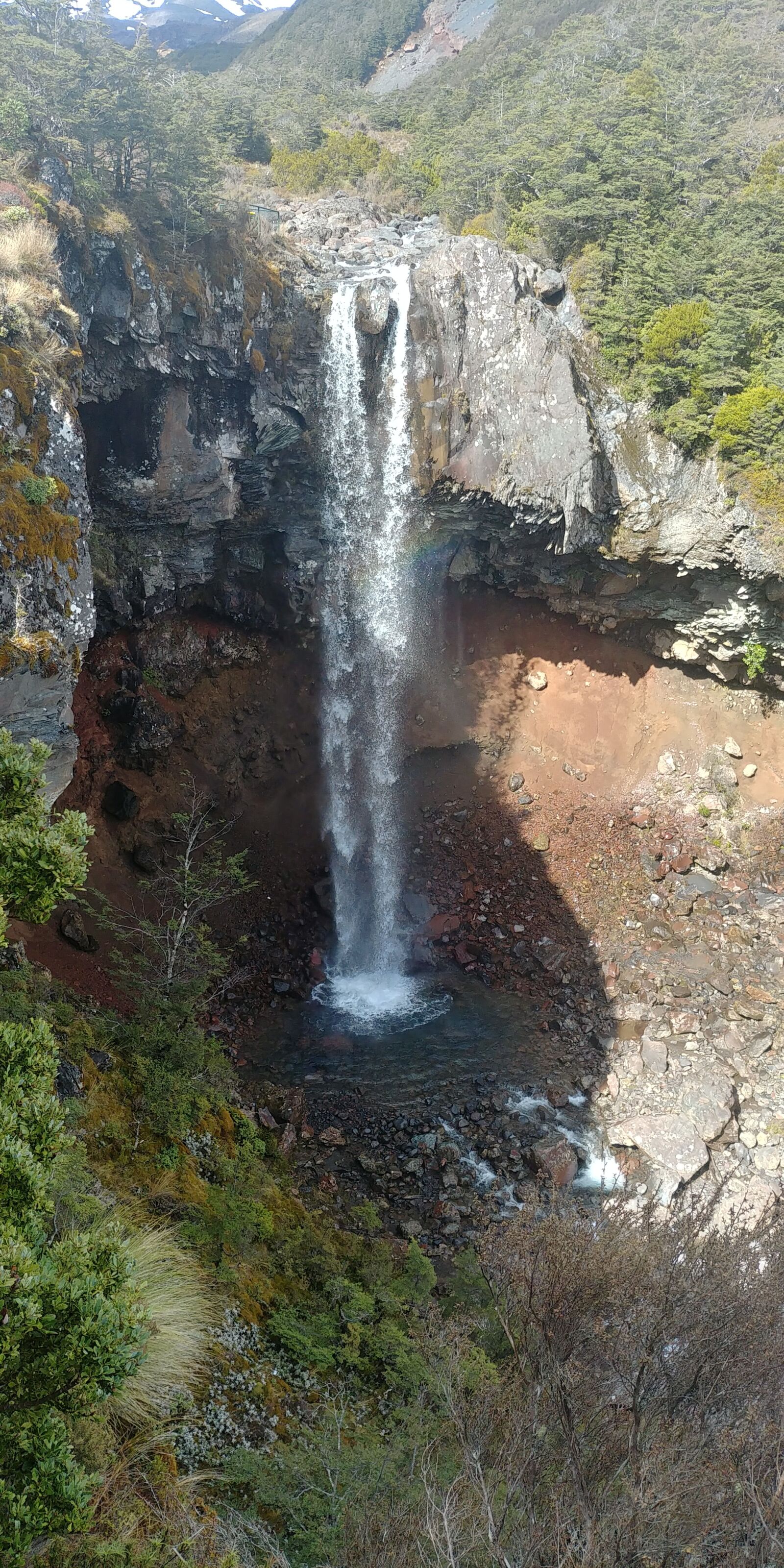 LG G6 sample photo. Waterfall, rocks scenic, water photography
