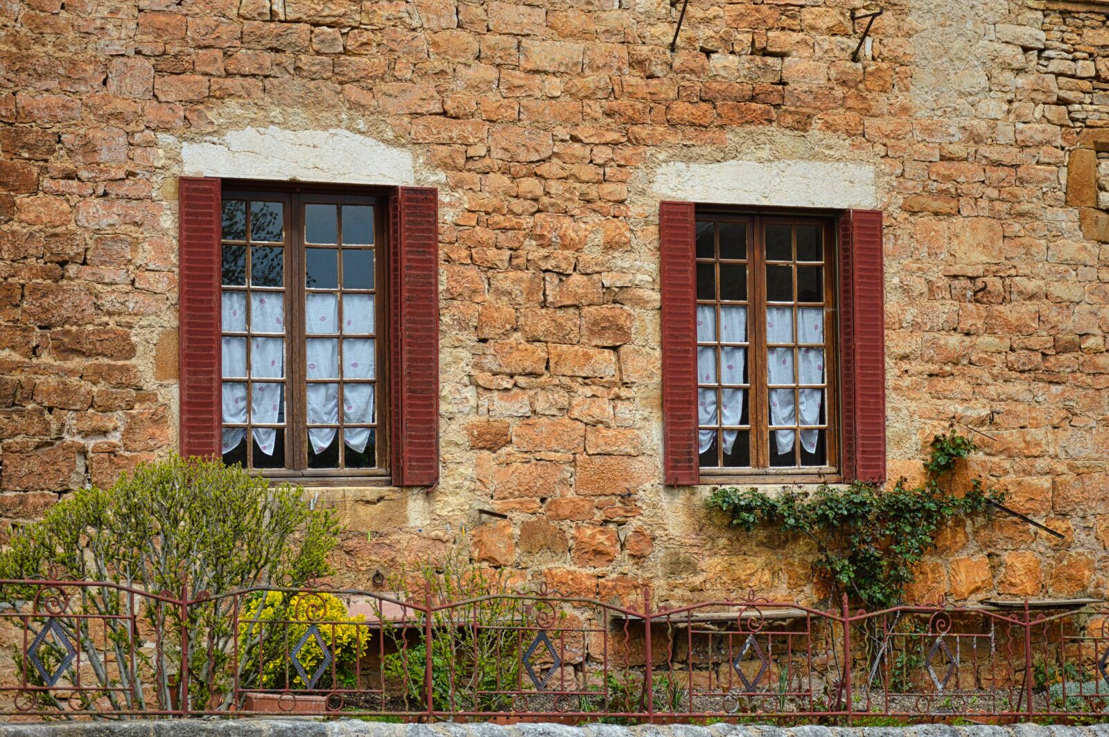 Nikon D3200 sample photo. Wall, pierre, facade photography