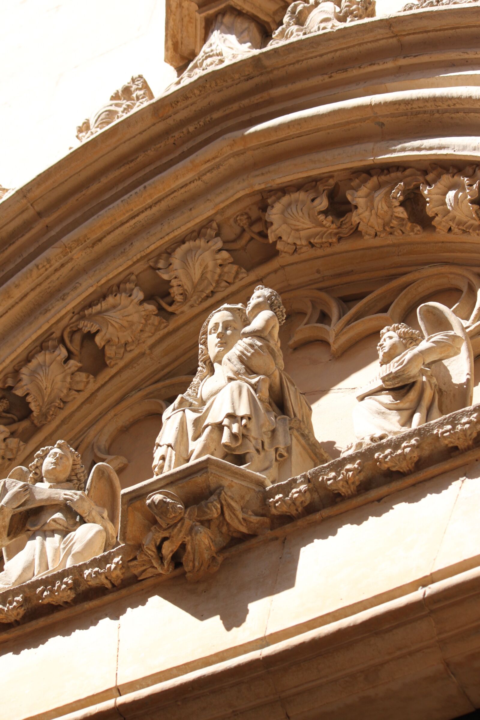 Canon EOS 500D (EOS Rebel T1i / EOS Kiss X3) sample photo. Mallorca, palma, church photography