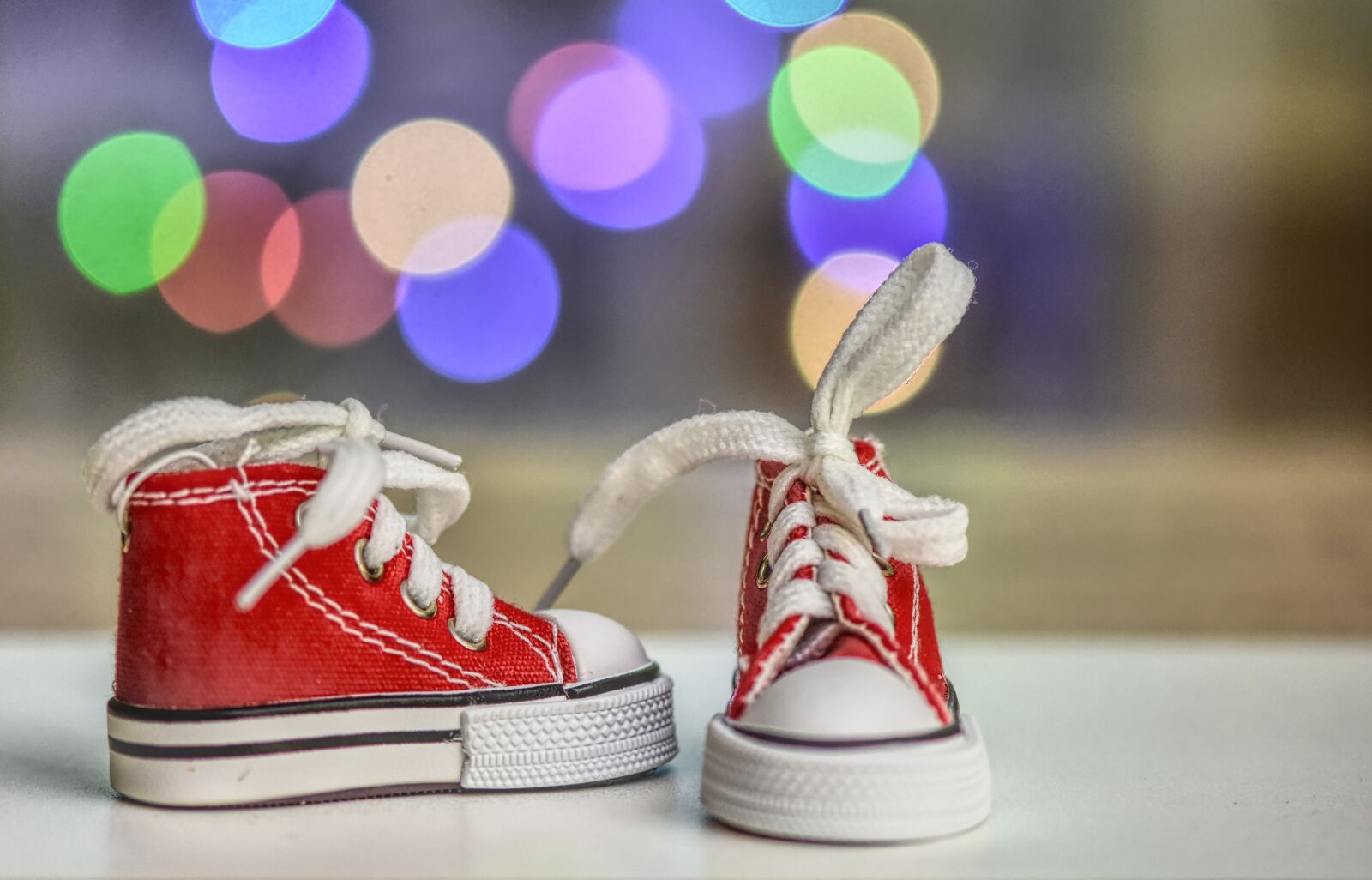 Nikon D7200 sample photo. Sneakers, sports shoes, small photography