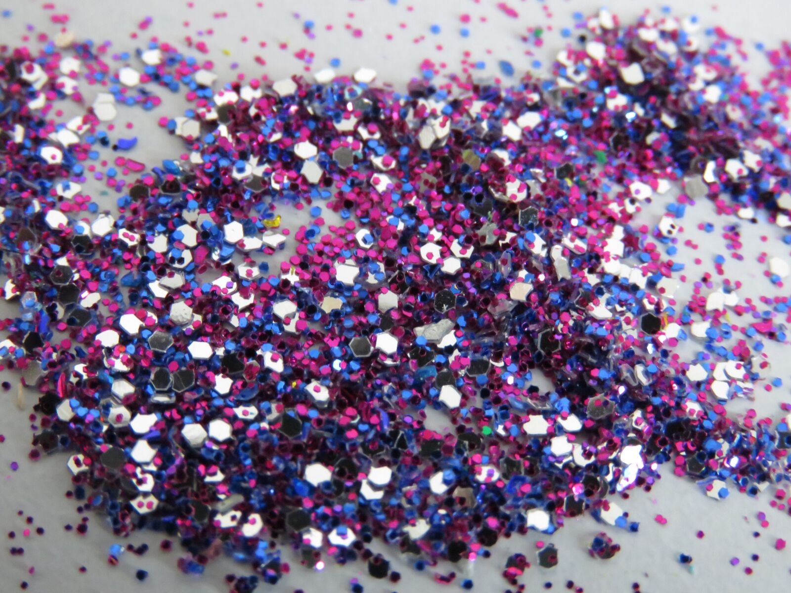 Canon PowerShot SX60 HS sample photo. Brightness, diamantina, purple photography