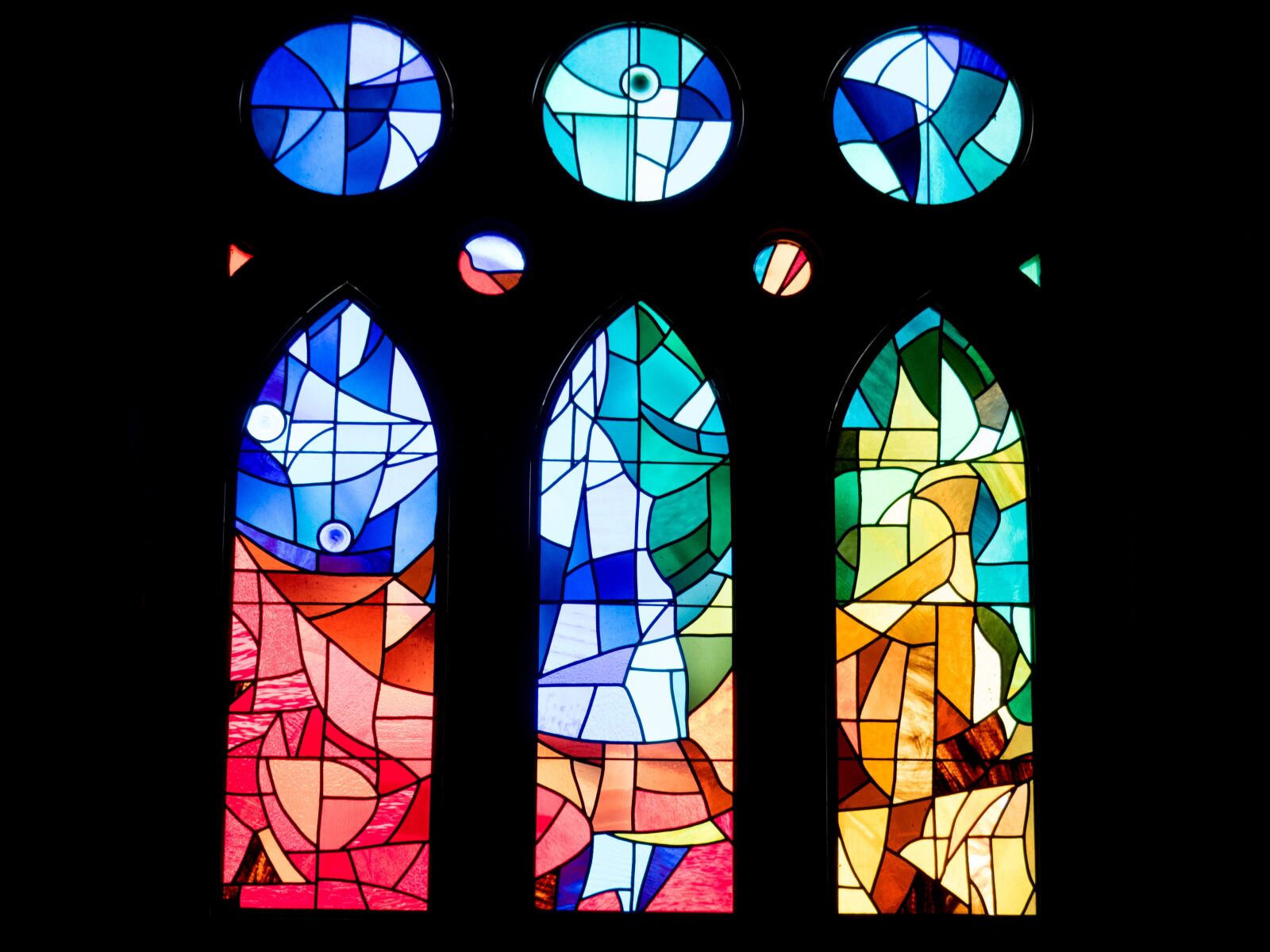 Olympus OM-D E-M5 II sample photo. Stained glass window, cathedral photography