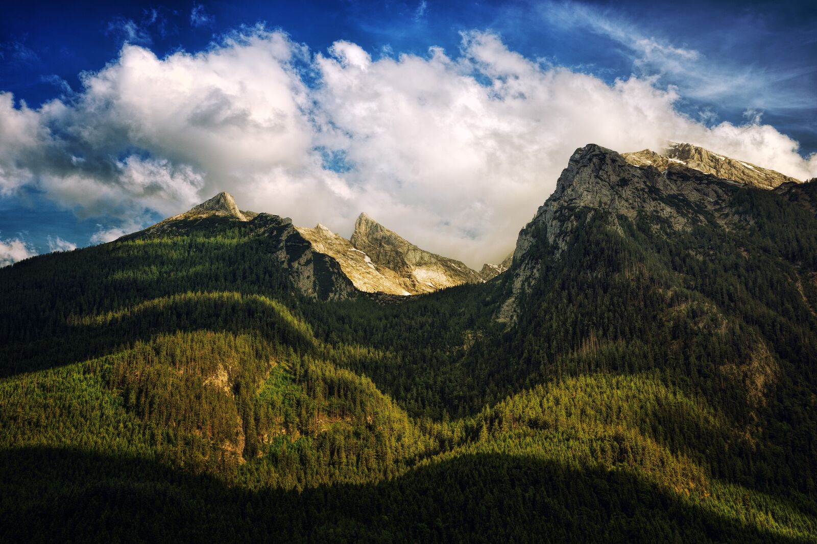 Sony a7 + Sony DT 50mm F1.8 SAM sample photo. Mountains, landscape, clouds photography