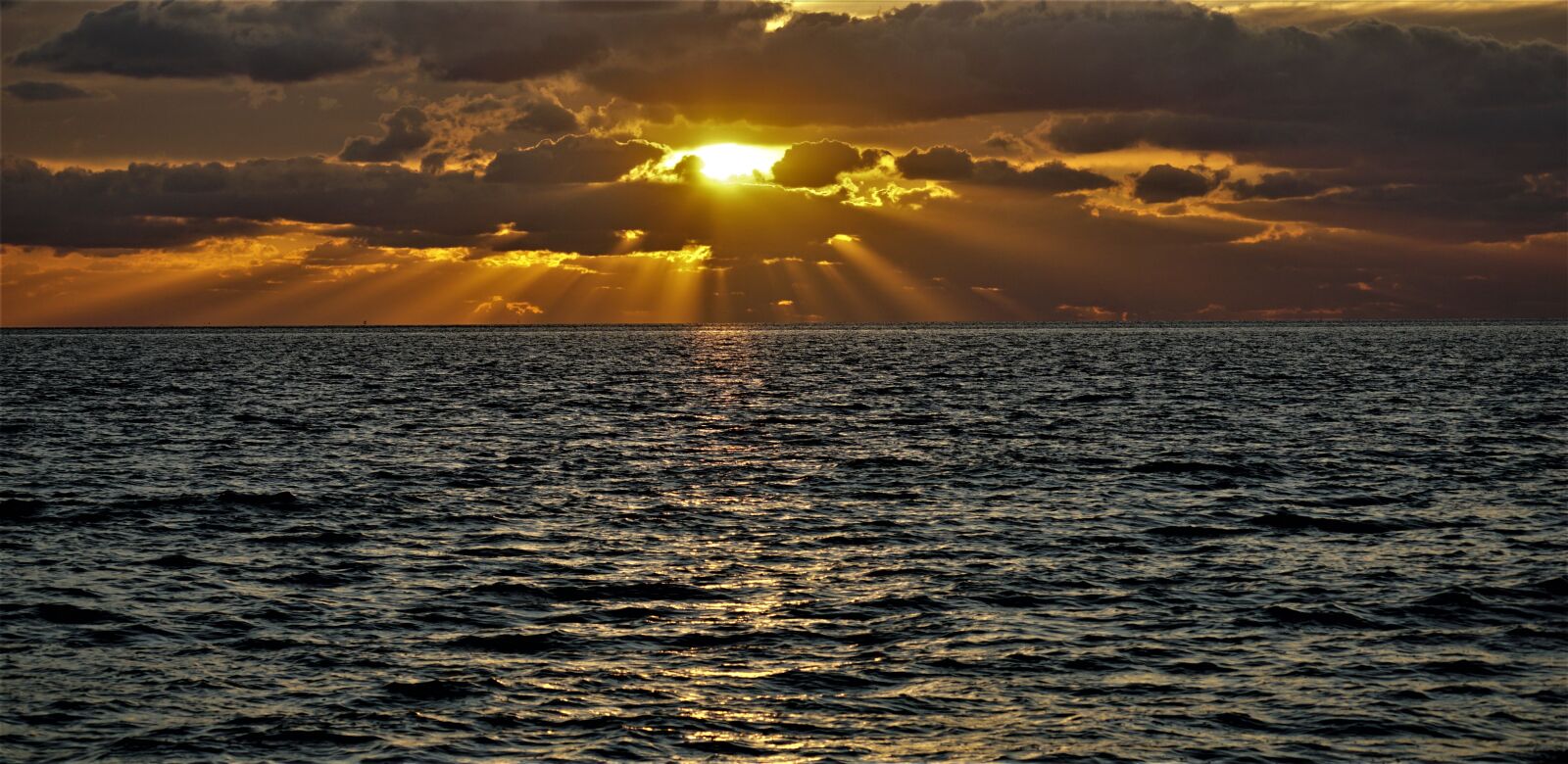 Sony E 70-350mm F4.5-6.3 G OSS sample photo. Sunset, north sea, sea photography