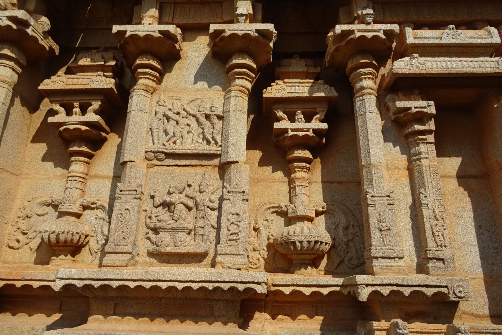 Sony DSC-HX60V sample photo. Hazara rama temple, hampi photography