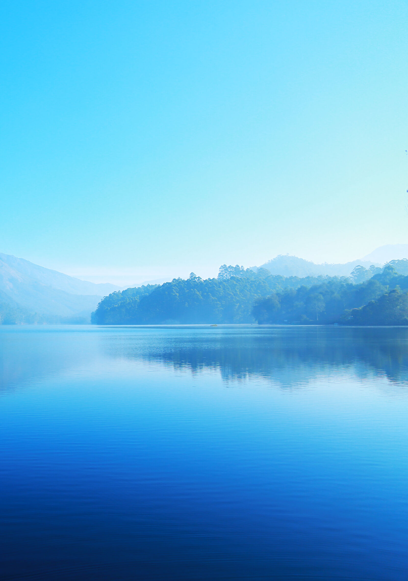 Canon EF 24-105mm F4L IS USM sample photo. Blue, lake, nature, water photography
