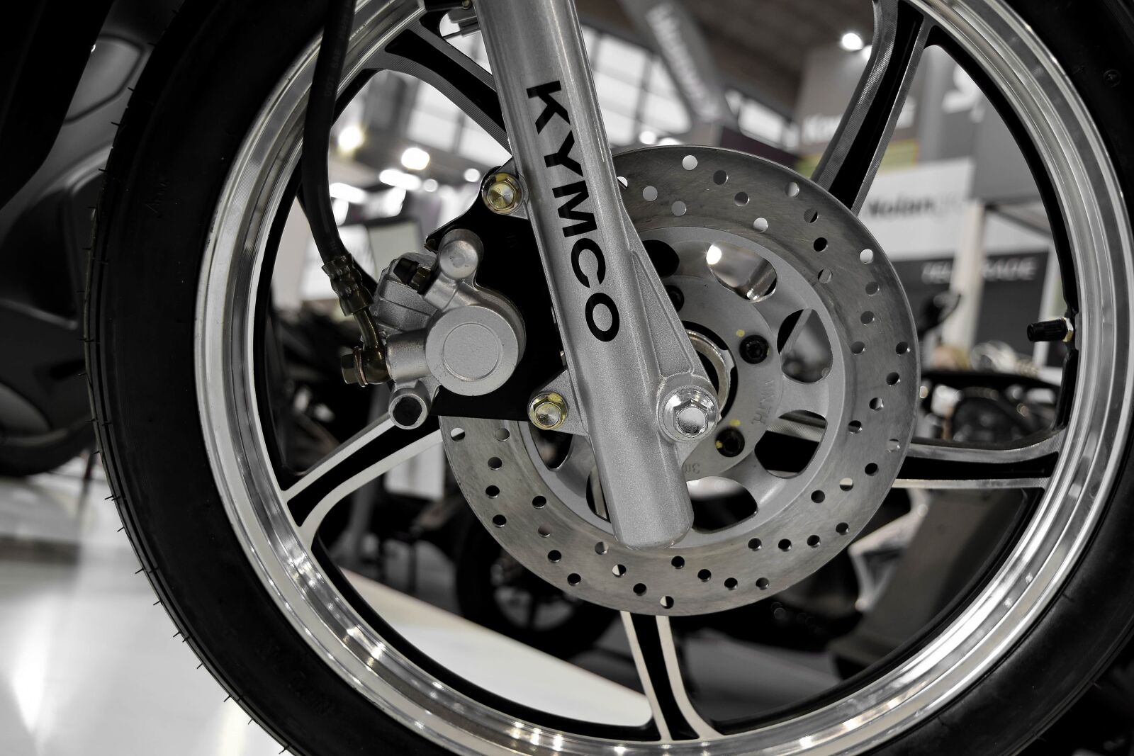 Nikon D5500 sample photo. Aluminum, chrome, motor, motorbike photography