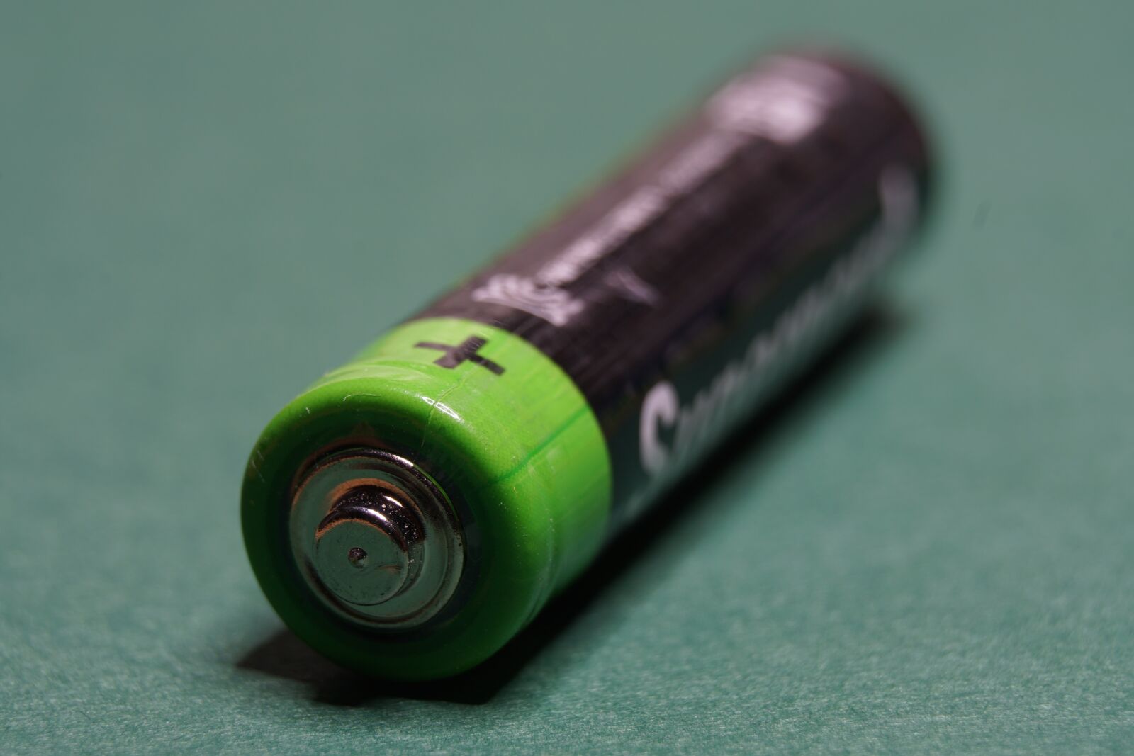 Sony Vario-Tessar T* E 16-70mm F4 ZA OSS sample photo. Battery, power, aa batteries photography